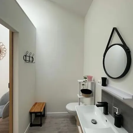 Casa vacanze Maison Les Iris - 3 Et 3 Salles De Bain - 3 à 6 Personnes - Futuroscope